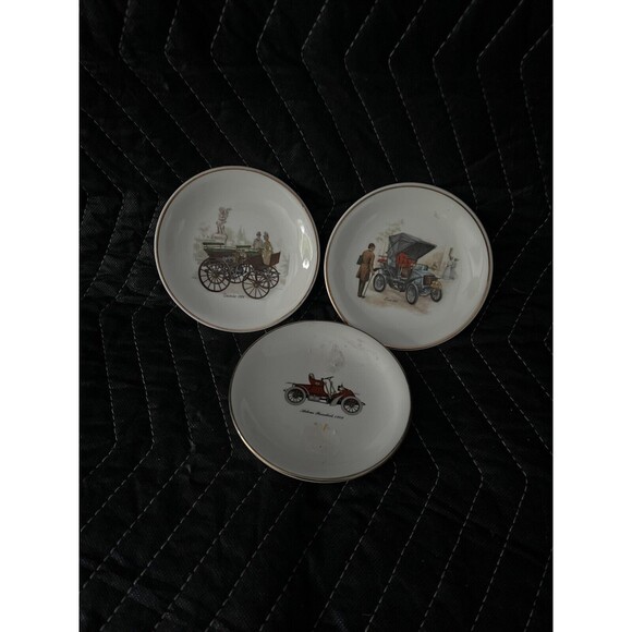 Vintage Japan Porcelain Decor Miniature Plate set (3) - Picture 1 of 5
